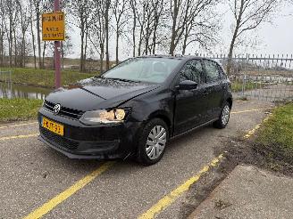krockskadad bil auto Volkswagen Polo 1.2 TSI Bluemotion Edition N.A.P 2013/1