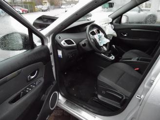 Renault Scenic Scenic III (JZ), MPV, 2009 / 2016 1.5 dCi 110 picture 19