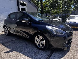 Renault Clio 0.9 TCe ECO R-link Night&Day Camera picture 6