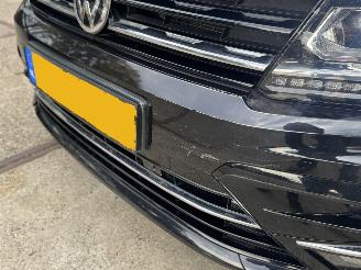 Volkswagen Tiguan 1.4 TSI ACT R-line Panoramadak Origineel NL! picture 8