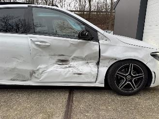 Mercedes B-klasse 180 AMG Panoramadak Origineel NL picture 13