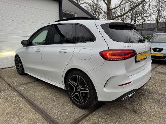 Mercedes B-klasse 180 AMG Panoramadak Origineel NL picture 6