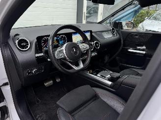 Mercedes B-klasse 180 AMG Panoramadak Origineel NL picture 14