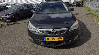 Opel Astra SPORTS TOURER 1.4 Turbo innovation Sports picture 2