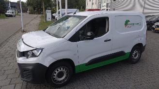 Peugeot Partner 1.5 blue hdi 130 automaat! eat8 100.000 km! picture 4