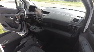 Peugeot Partner 1.5 blue hdi 130 automaat! eat8 100.000 km! picture 18