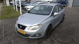 Coche accidentado Seat Ibiza ST Style 158000 km luxe uitvoering!! 2011/1