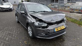 skadebil auto Volkswagen Polo 1.0 Highline mooie auto 164dkm !! 2015/1