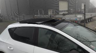 Seat Leon Leon 1.8 TSI FR BNSL Leer Pano 118280 ! Mooie auto! picture 9