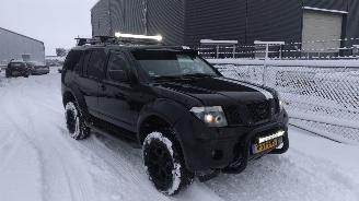 uszkodzony samochody ciężarowe Nissan Path-finder 2.5 XE diesel Bad Ass Edition Hoog en Breed Superstoer ding! 2007/1