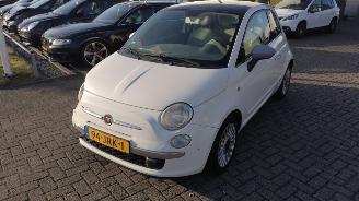 Damaged car Fiat 500 1.2 pano leuke auto! 2009/1