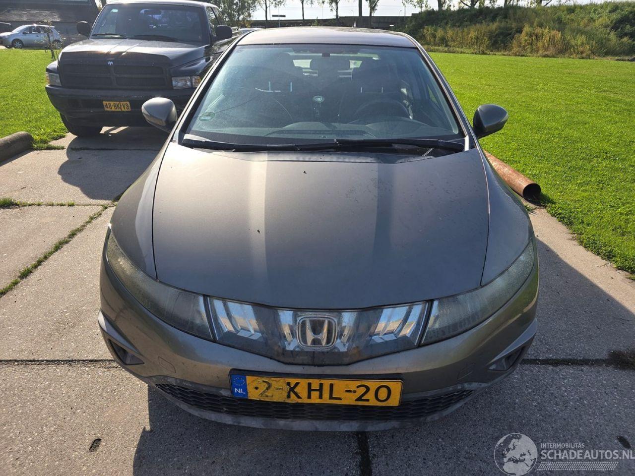 Honda Civic 1.8I 5DR