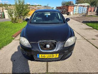 damaged passenger cars Seat Leon  2009/5