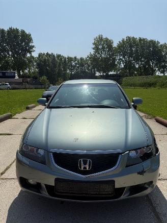 Auto incidentate Honda Accord 2.0 i-VTEC 2004/1