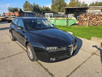 Alfa Romeo 159  picture 3
