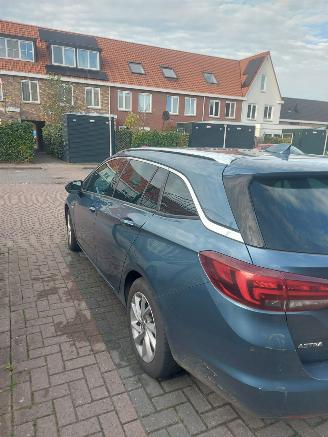 Opel Astra SPORTS TOURER+ picture 5