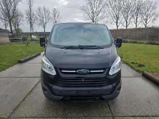 krockskadad bil auto Ford Transit dubbel cabine 2x schuifdeur 2016/2