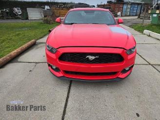 Vrakbiler auto Ford USA Mustang Mustang VI Fastback, Coupe, 2014 2.3 EcoBoost 16V 2015/10