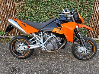 KTM  950 SUPERMOTO picture 2