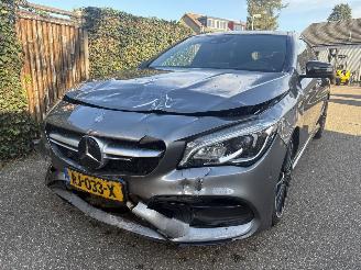 Mercedes AMG CLA  45 AMG  4-MATIC 381 PK AUTOMAAT PANORAMA picture 4