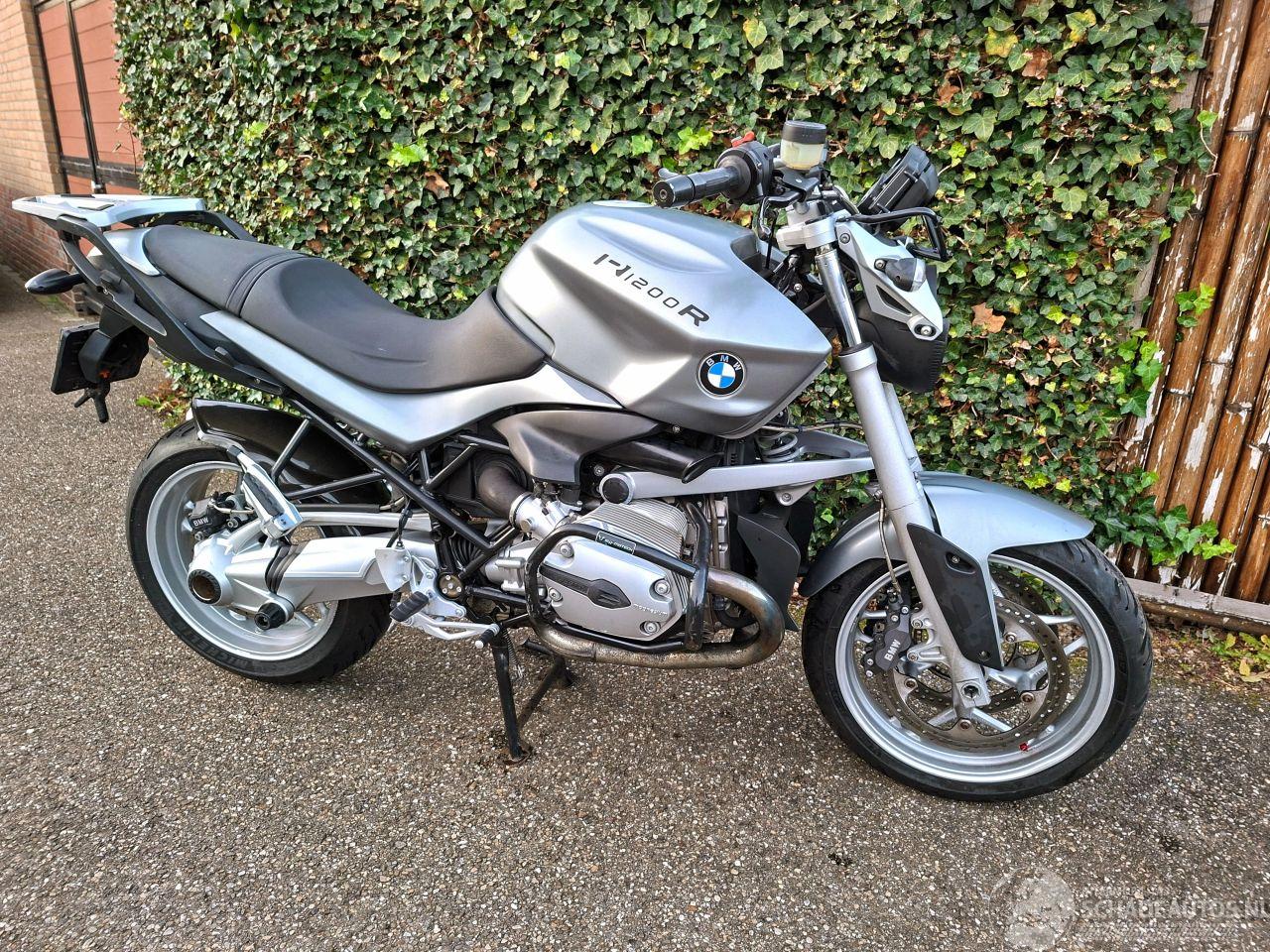 BMW R 1200 R  ABS NAKED BIKE