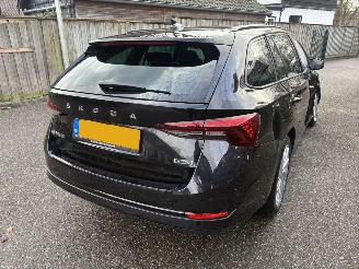 Skoda Octavia Combi 1.0 e-TSI Business Edition Plus AUTOMAAT 110PK picture 4