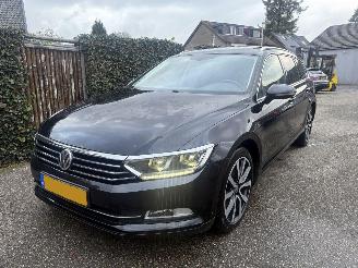 skadebil auto Volkswagen Passat 1.4 TSI SPORT PANORAM AUTOMAAT 150PK 2017/5
