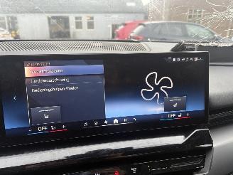 BMW 5-serie 520I EXE 205 PK  SEDAN picture 23