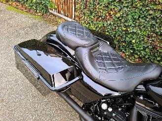 Harley-Davidson  FLHX Street Glide Full Black picture 9