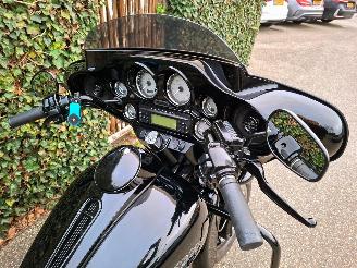 Harley-Davidson  FLHX Street Glide Full Black picture 11