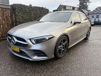krockskadad bil auto Mercedes A-klasse A180 Premium Plus 136PK AUTOMAAT PANO LEER 2019/4
