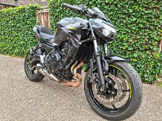 Kawasaki Z 650 ABS picture 2