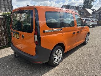 damaged passenger cars Volkswagen Caddy Combi 1.5 e.TSI  HYBRIDE AUTOMAAT PLUG-INN 2025/11