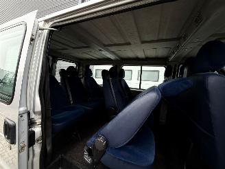 Peugeot Boxer 9 persoons picture 16