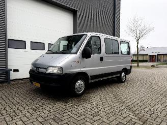 skadebil auto Peugeot Boxer 9 persoons 2006/1