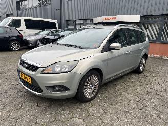 skadebil auto Ford Focus Wagon 1.8 Limited 2009/9