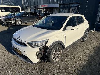 Schadeauto Kia Stonic 1.0 T-Gdi Comfortplusline Navigator 2017/5