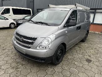  Hyundai H-300 2.5 120KW 2011/1