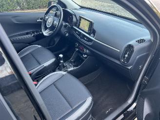 Kia Picanto 1.0 CVVT Design Edition picture 23