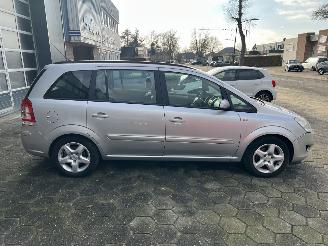 Opel Zafira 1.6 7 Persoons Business picture 4