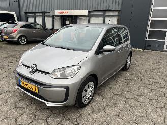 Vaurioauto  passenger cars Volkswagen Up! 1.0 BMT Move up 2017/7