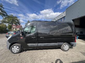Renault Master T35 2.3 dCi L2H2 2017 picture 2