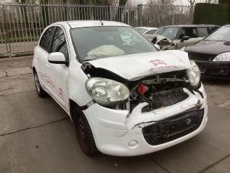 krockskadad bil auto Nissan Micra Micra (K13), Hatchback, 2010 / 2016 1.2 12V DIG-S 2012/4