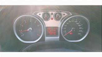 Coche siniestrado Ford Focus Focus 2, Hatchback, 2004 / 2012 1.6 16V 2008/3