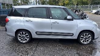 Fiat 500L 0.9 TwinAir Turbo 105 MPV  Benzine 875cc 77kW (105pk) FWD 2012-09 (199LYC) 199B6000 picture 4