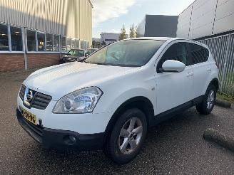 skadebil auto Nissan Qashqai 1.6 16V SUV  Benzine 1.598cc 84kW (114pk) FWD 2007-02/2010-10 (J10A) HR16DE 2007/10