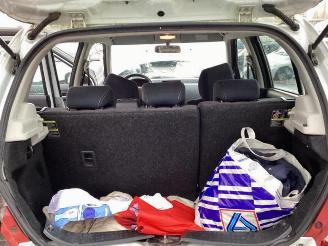 Suzuki Swift Swift (ZA/ZC/ZD1/2/3/9), Hatchback, 2005 / 2011 1.3 VVT 16V picture 22