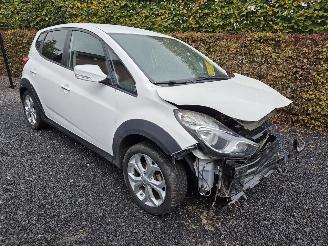 Auto incidentate Hyundai Ix20 1.4i i-Motion Cross 2015/2