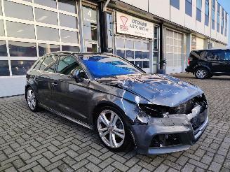 Auto incidentate Audi A3 SPORTBACK 30 TFSI 3x S-Line DSG LEER NAVI DRIVE-SELECT 2018/10