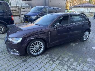 Avarii autoturisme Audi A3 SPORTBACK 1.4 TFSI 2015/1